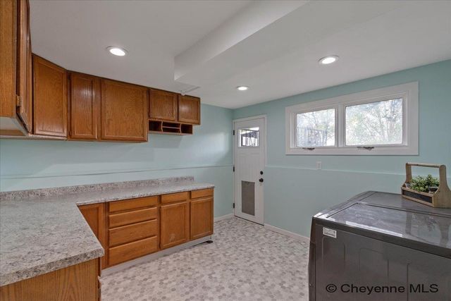 903 CUSTER ST, Cheyenne, WY 82009