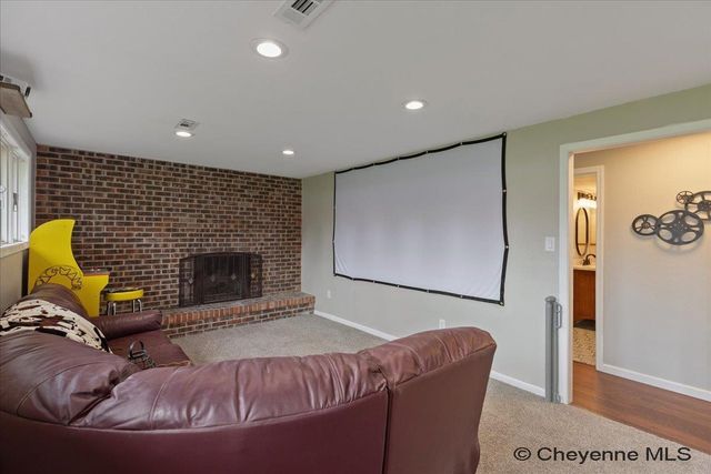 903 CUSTER ST, Cheyenne, WY 82009