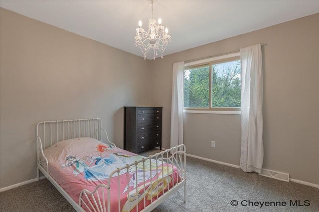 903 CUSTER ST, Cheyenne, WY 82009