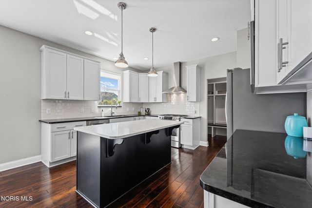 25366 Addington Court, Perrysburg, OH 43551