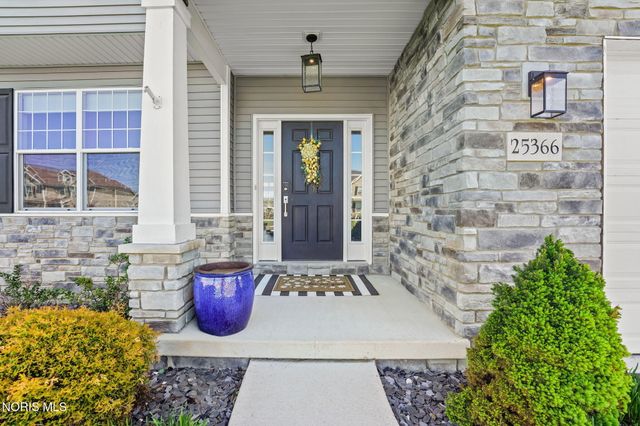 25366 Addington Court, Perrysburg, OH 43551