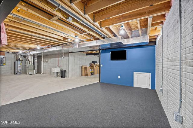 25366 Addington Court, Perrysburg, OH 43551