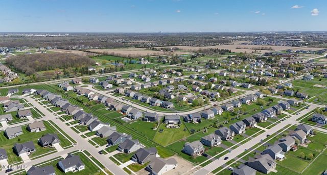 25366 Addington Court, Perrysburg, OH 43551