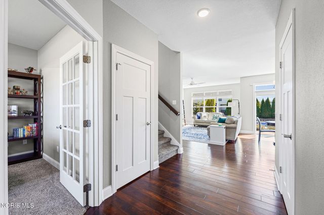 25366 Addington Court, Perrysburg, OH 43551