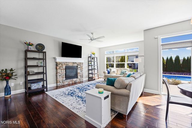 25366 Addington Court, Perrysburg, OH 43551