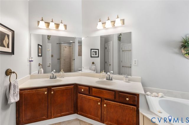 12706 Clearwater Dr, Midlothian, VA 23114