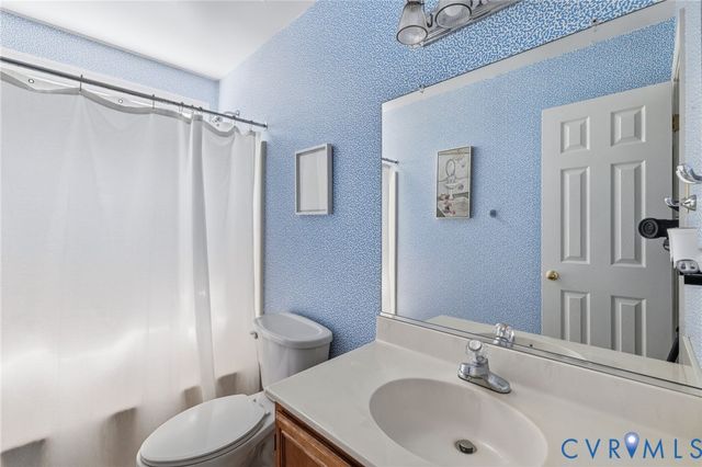 12706 Clearwater Dr, Midlothian, VA 23114