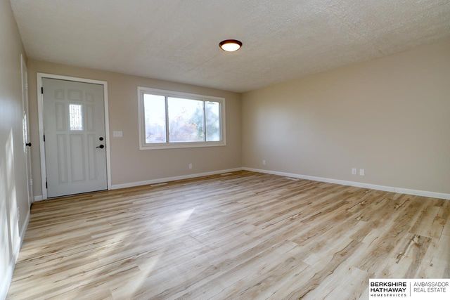 742 W B Street, Lincoln, NE 68522