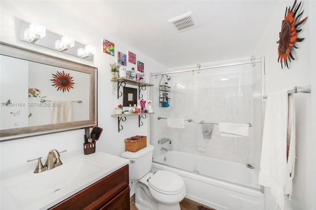 541 Blue Heron Drive 205, Hallandale Beach, FL 33009