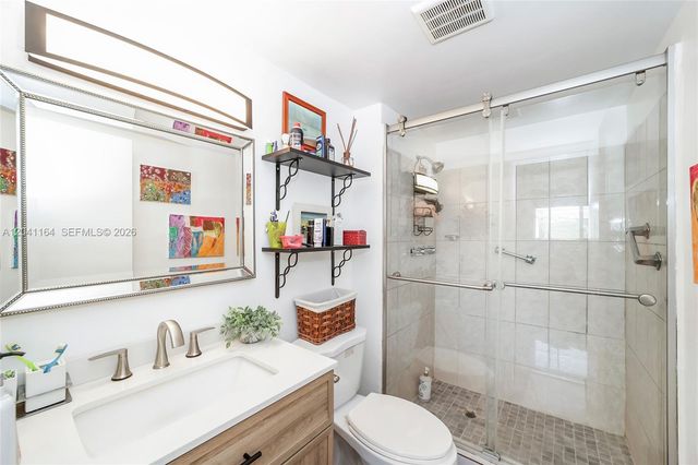 541 Blue Heron Drive 205, Hallandale Beach, FL 33009