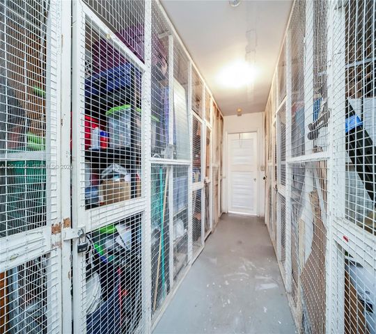 541 Blue Heron Drive 205, Hallandale Beach, FL 33009