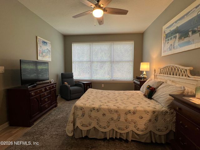 8601 LITTLE SWIFT Circle 30-F, Jacksonville, FL 32256