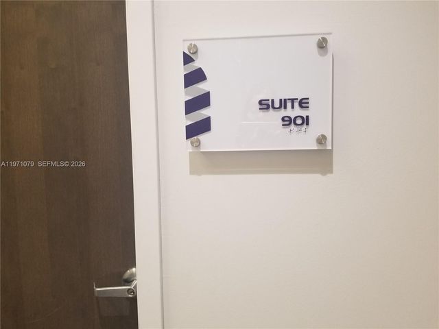 20200 W Dixie Hwy 901 Hwy, Miami, FL 33180