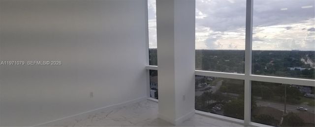 20200 W Dixie Hwy 901 Hwy, Miami, FL 33180