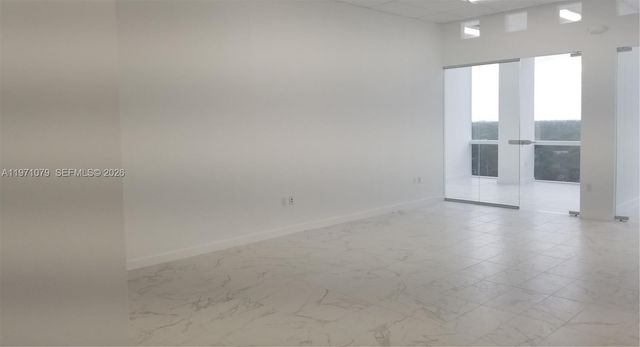 20200 W Dixie Hwy 901 Hwy, Miami, FL 33180