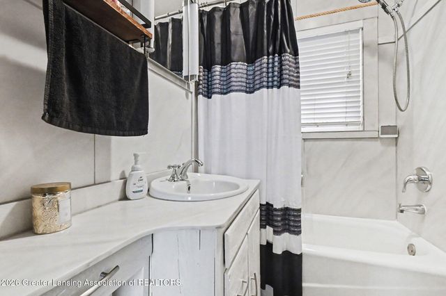 1407 Park Avenue, Lansing, MI 48910