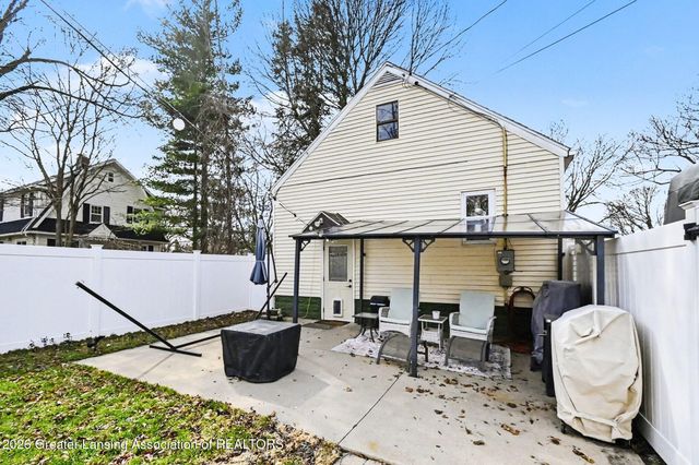 1407 Park Avenue, Lansing, MI 48910