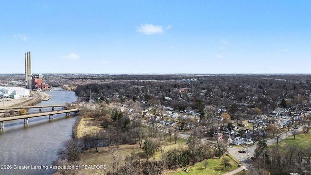 1407 Park Avenue, Lansing, MI 48910