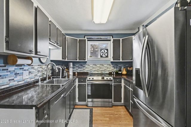 1407 Park Avenue, Lansing, MI 48910