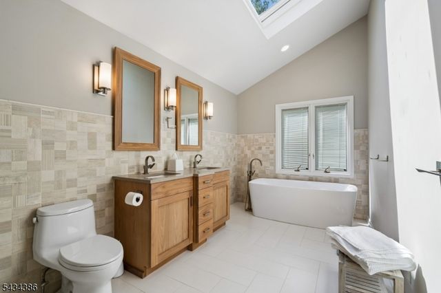 10 Hawthorne Ct, Morris Twp., NJ 07960