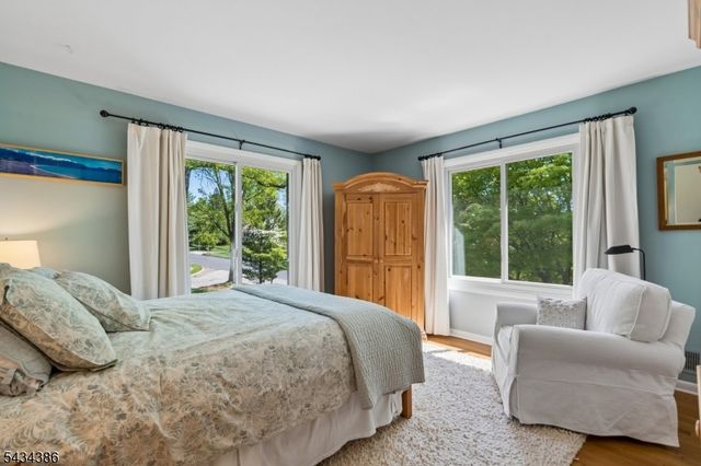 10 Hawthorne Ct, Morris Twp., NJ 07960