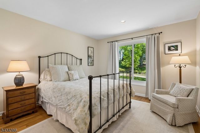 10 Hawthorne Ct, Morris Twp., NJ 07960