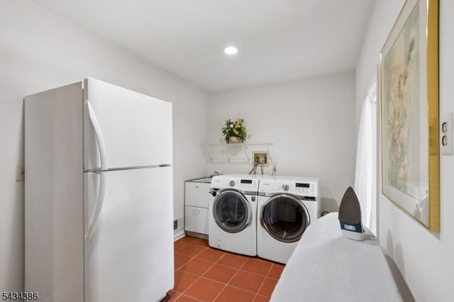 10 Hawthorne Ct, Morris Twp., NJ 07960