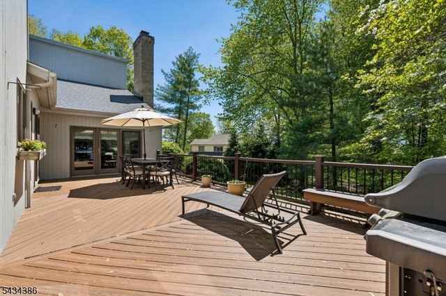 10 Hawthorne Ct, Morris Twp., NJ 07960