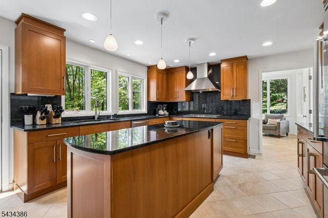 10 Hawthorne Ct, Morris Twp., NJ 07960