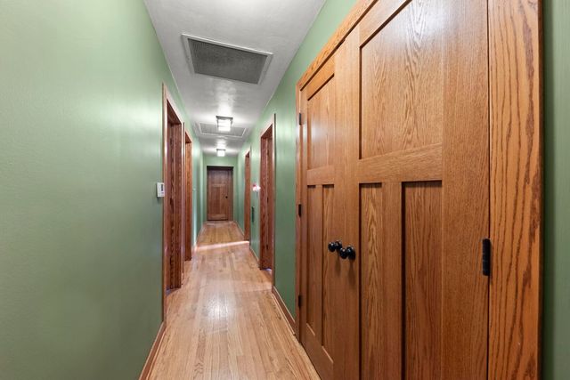 510 W Prairie Avenue, Wheaton, IL 60187