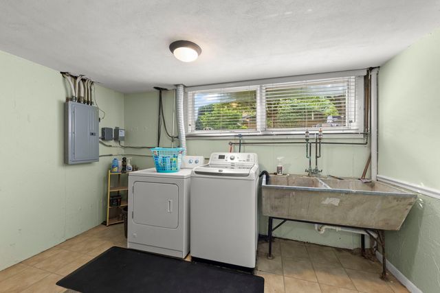 510 W Prairie Avenue, Wheaton, IL 60187
