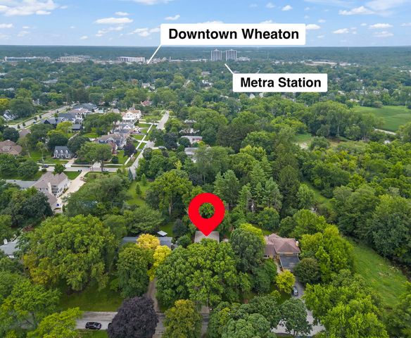 510 W Prairie Avenue, Wheaton, IL 60187
