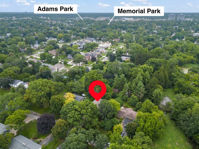 510 W Prairie Avenue, Wheaton, IL 60187