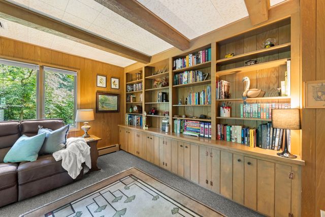 510 W Prairie Avenue, Wheaton, IL 60187