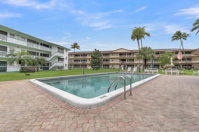 5300 Washington Street J218, Hollywood, FL 33021
