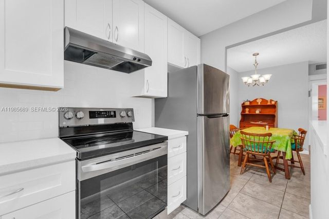 5300 Washington Street J218, Hollywood, FL 33021