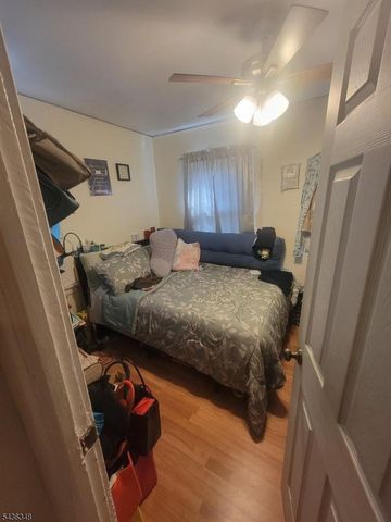 373 Rutledge Ave, East Orange City, NJ 07017