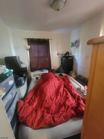 373 Rutledge Ave, East Orange City, NJ 07017