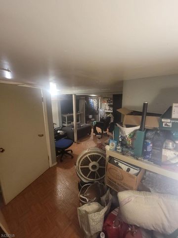 373 Rutledge Ave, East Orange City, NJ 07017