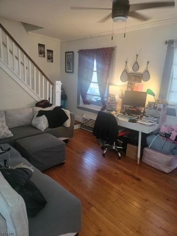 373 Rutledge Ave, East Orange City, NJ 07017