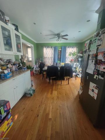 373 Rutledge Ave, East Orange City, NJ 07017