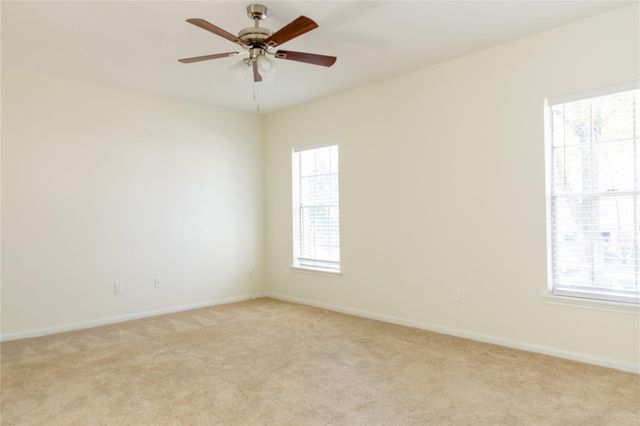 22 Cottage Grove Place, The Woodlands, TX 77381