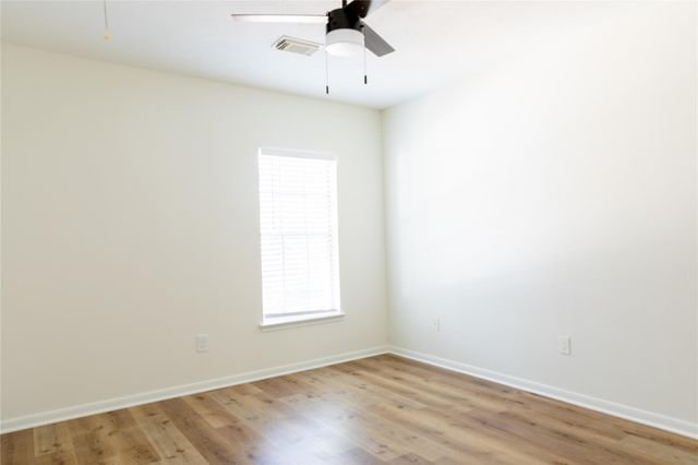 22 Cottage Grove Place, The Woodlands, TX 77381