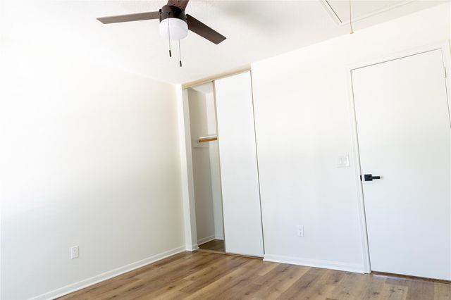 22 Cottage Grove Place, The Woodlands, TX 77381