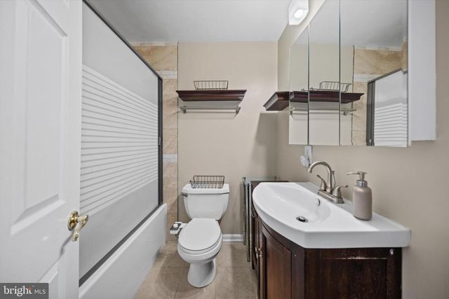 114 CHARLES ST, Rockville, MD 20850