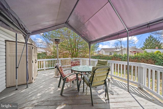 114 CHARLES ST, Rockville, MD 20850