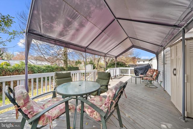 114 CHARLES ST, Rockville, MD 20850
