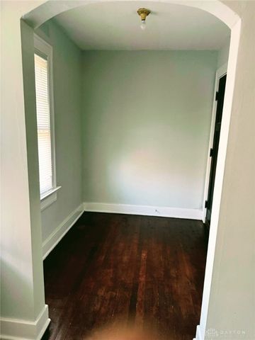 38 Pinehurst Avenue, Dayton, OH 45405