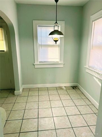 38 Pinehurst Avenue, Dayton, OH 45405