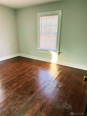 38 Pinehurst Avenue, Dayton, OH 45405